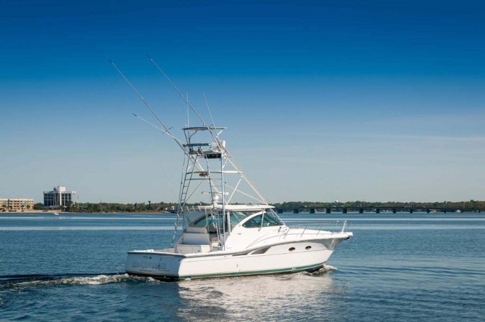 2003 Tiara Yachts 4200 Open — photo 40