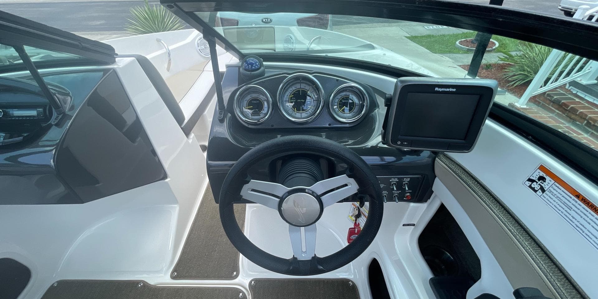 2015 Sea Ray 190 Sport — photo 14