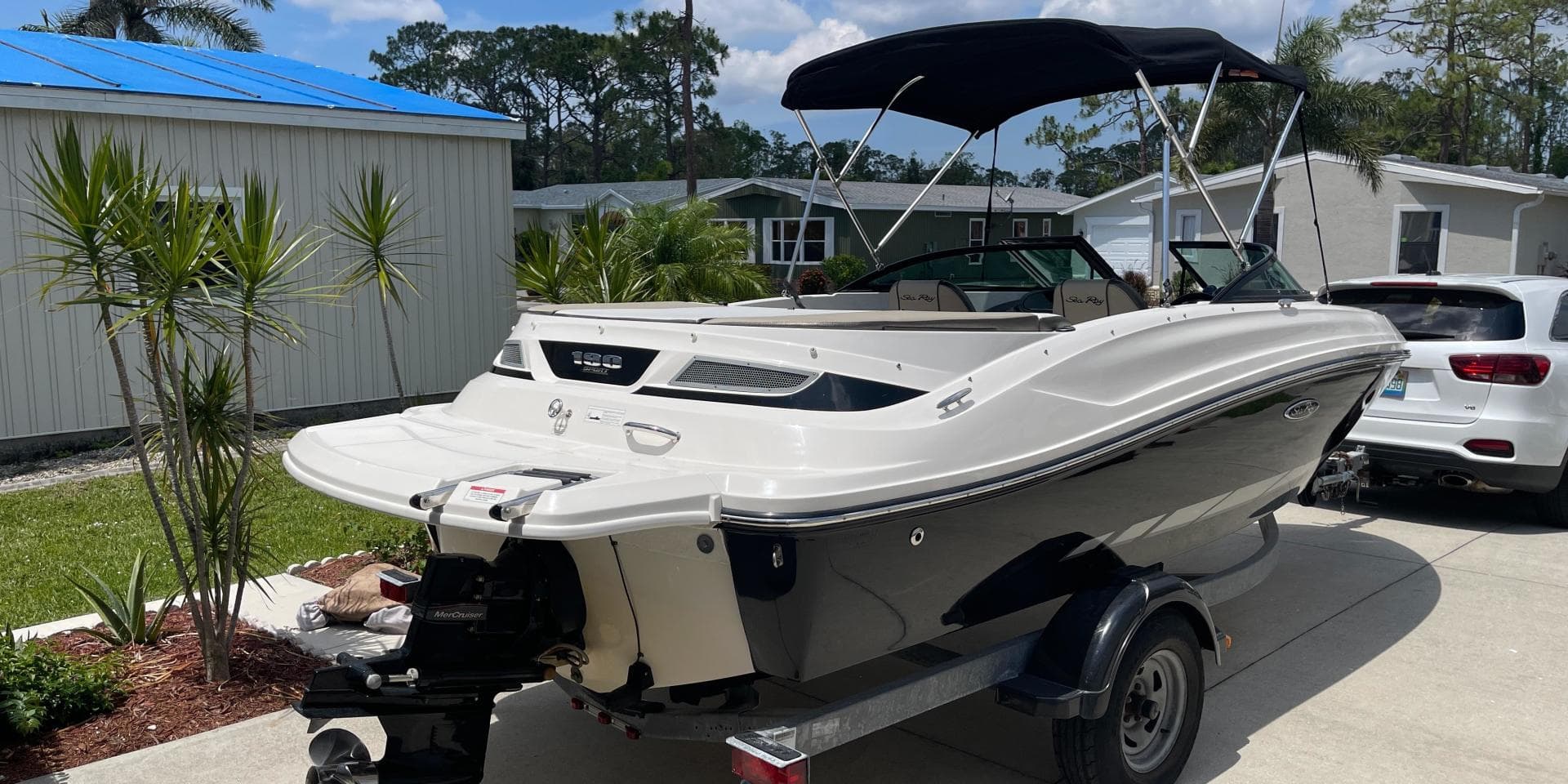 2015 Sea Ray 190 Sport — photo 3