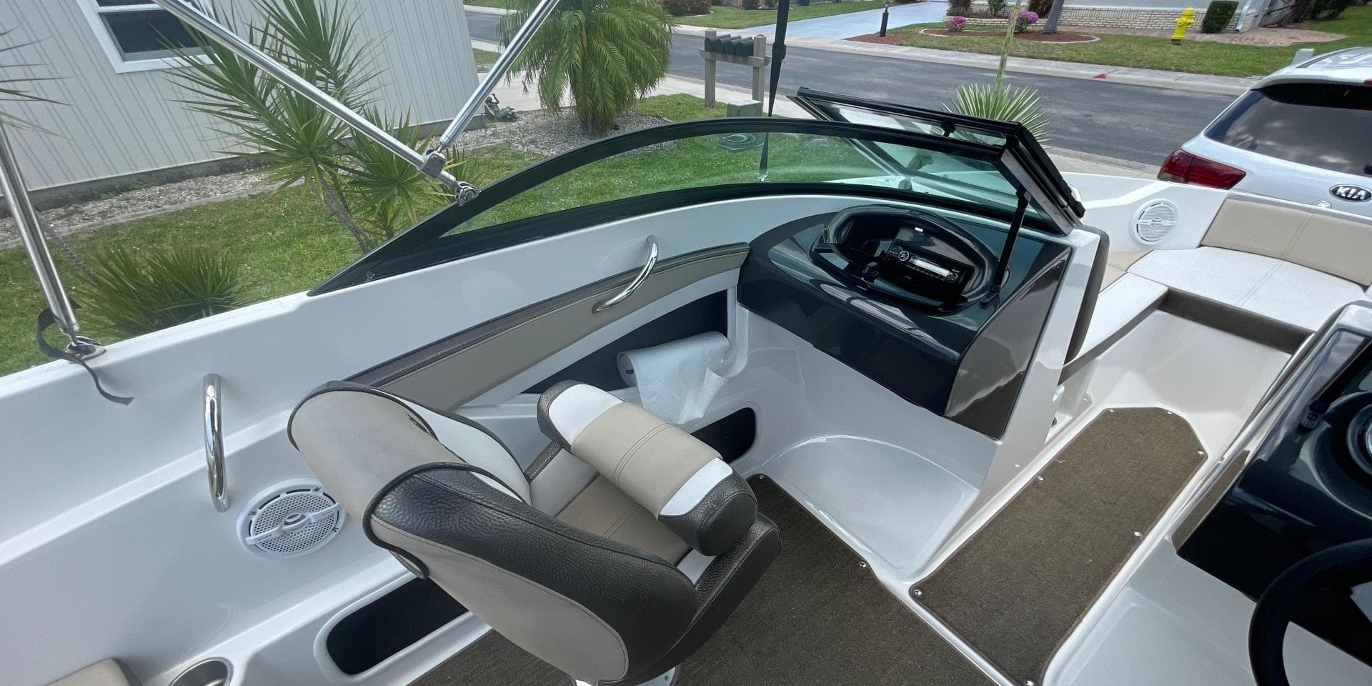2015 Sea Ray 190 Sport — photo 15