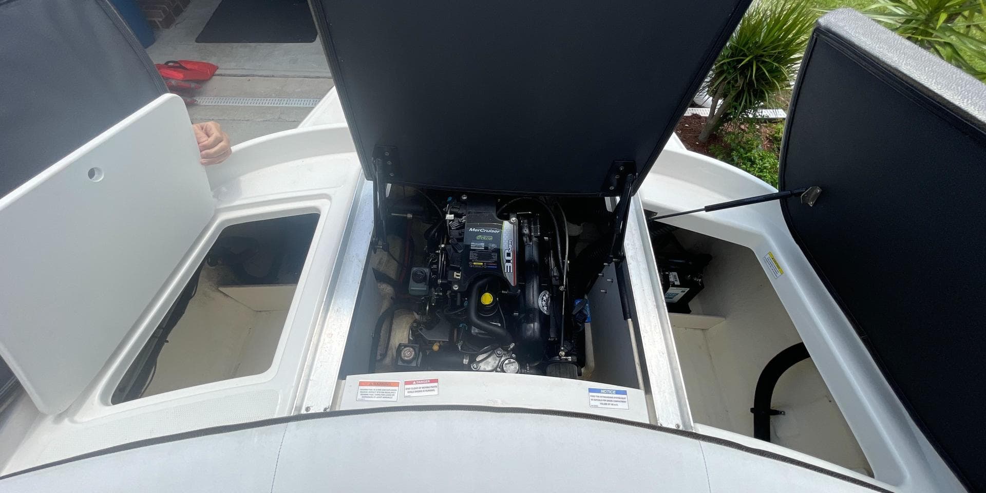 2015 Sea Ray 190 Sport — photo 21