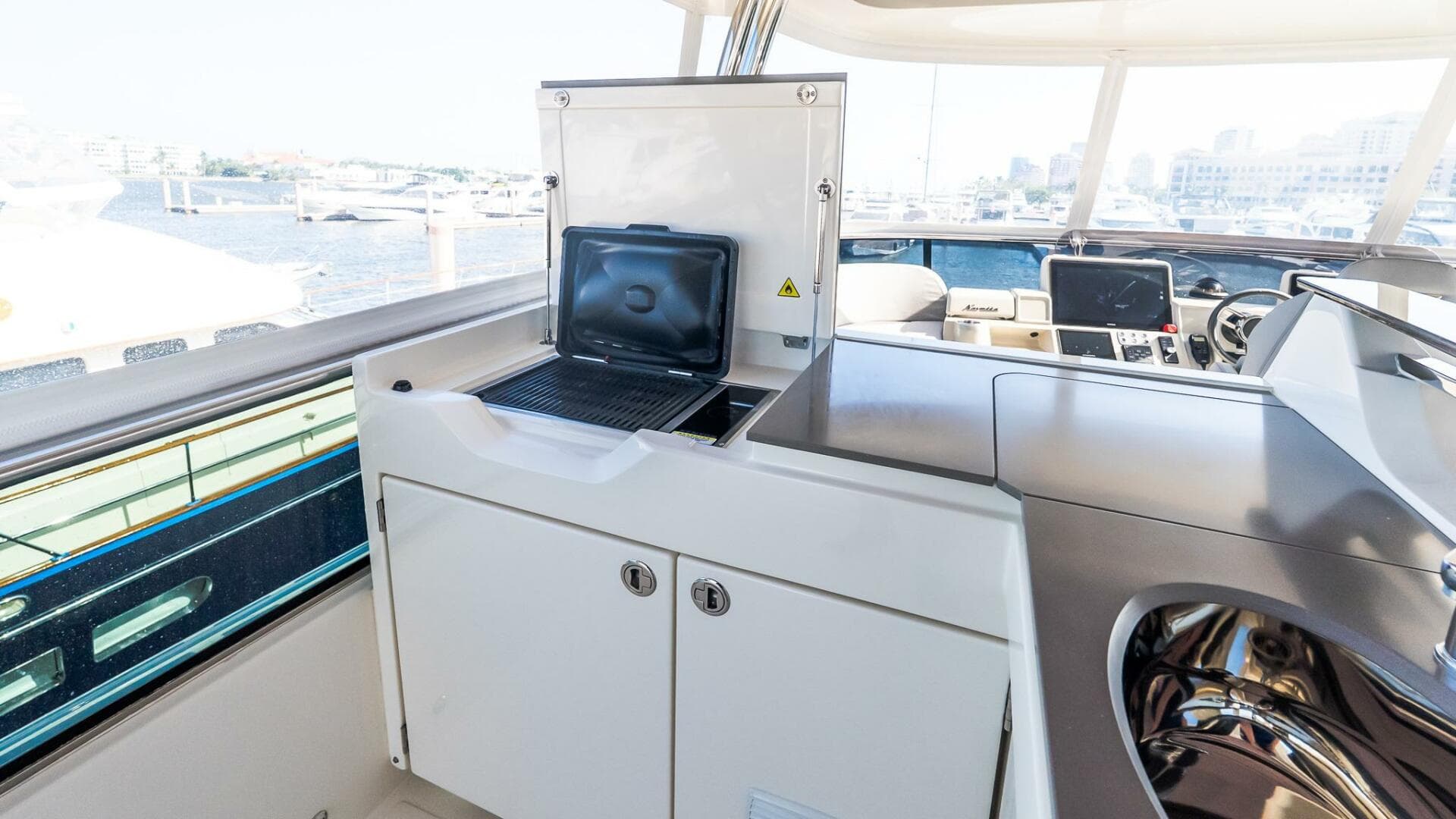 2024 Absolute Navetta 68 — photo 27