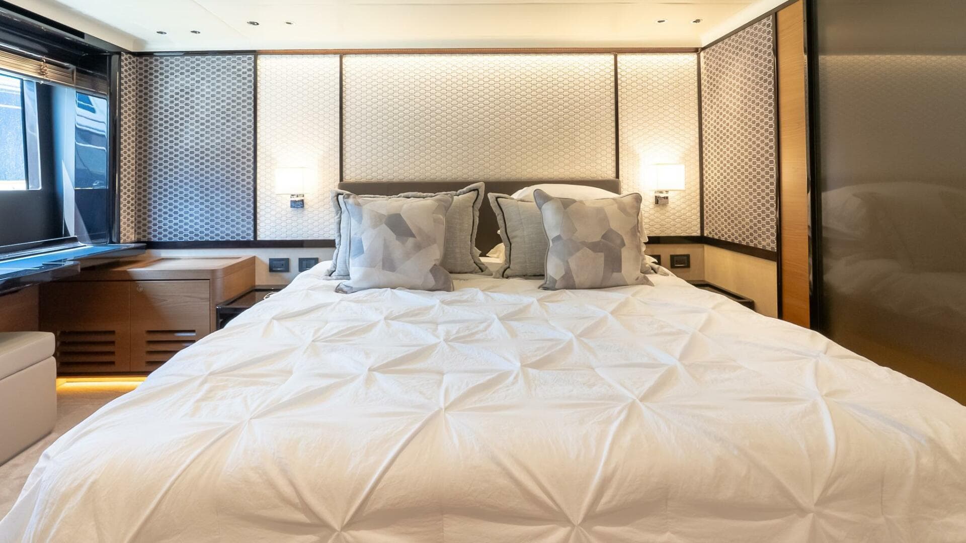 2024 Absolute Navetta 68 — photo 64