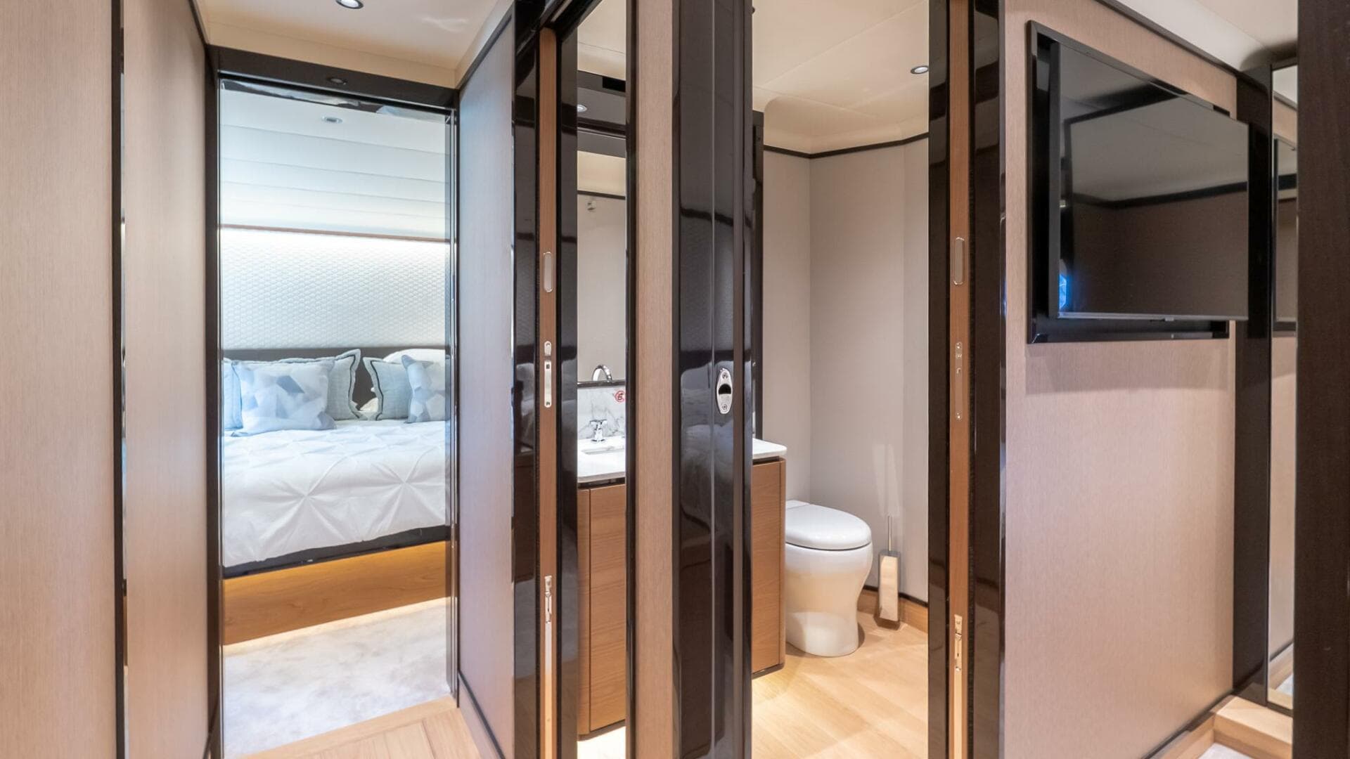 2024 Absolute Navetta 68 — photo 66