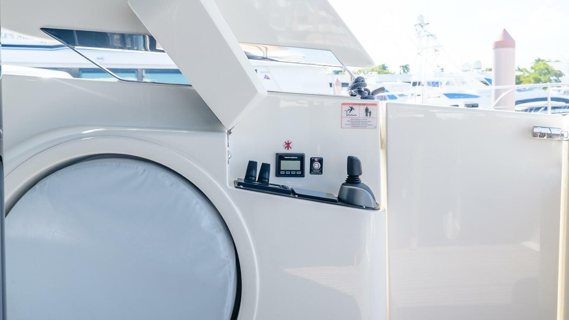 2024 Absolute Navetta 68 — photo 9