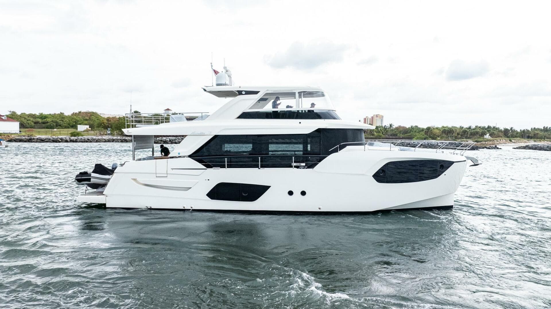 2024 Absolute Navetta 68 — photo 1