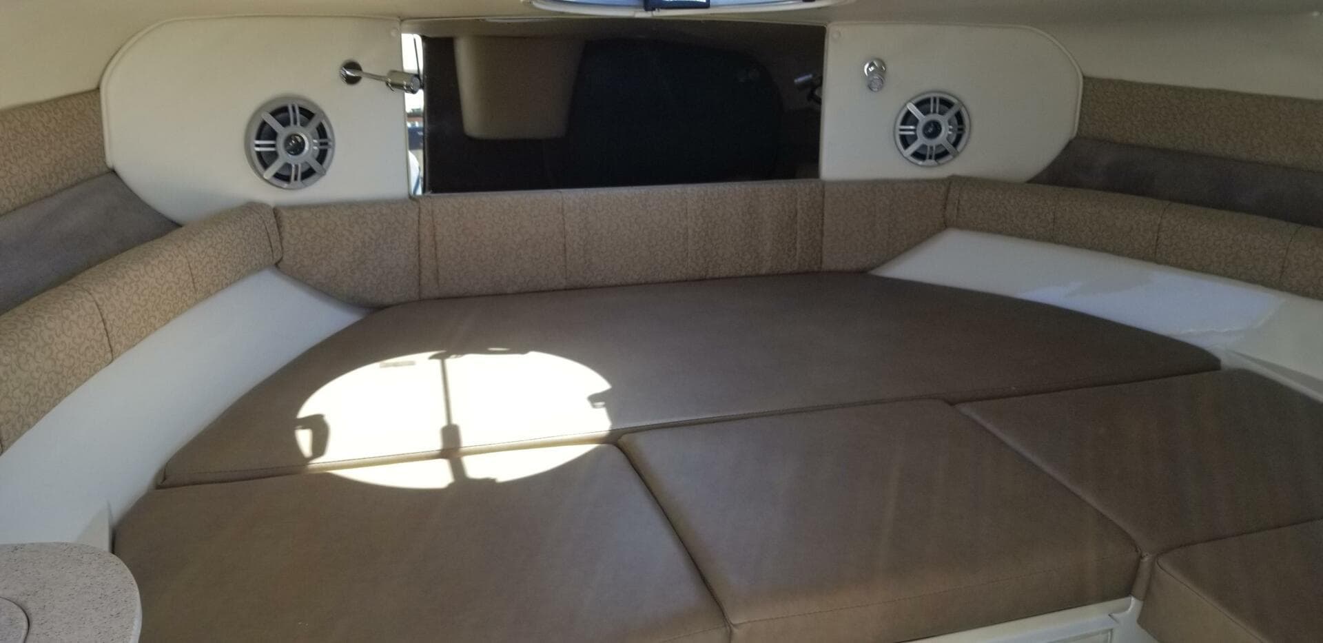 2018 Stingray 215 Cr — photo 9