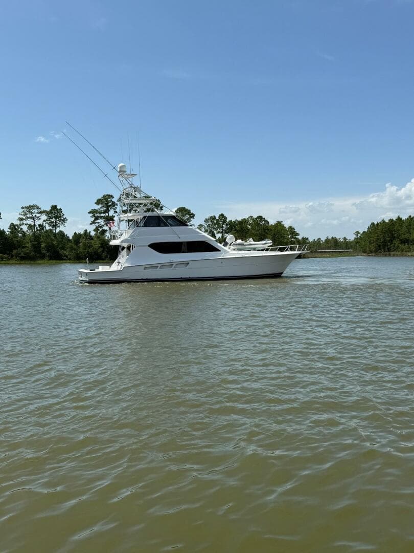 2002 Hatteras 65 Enclosed Bridge — photo 24
