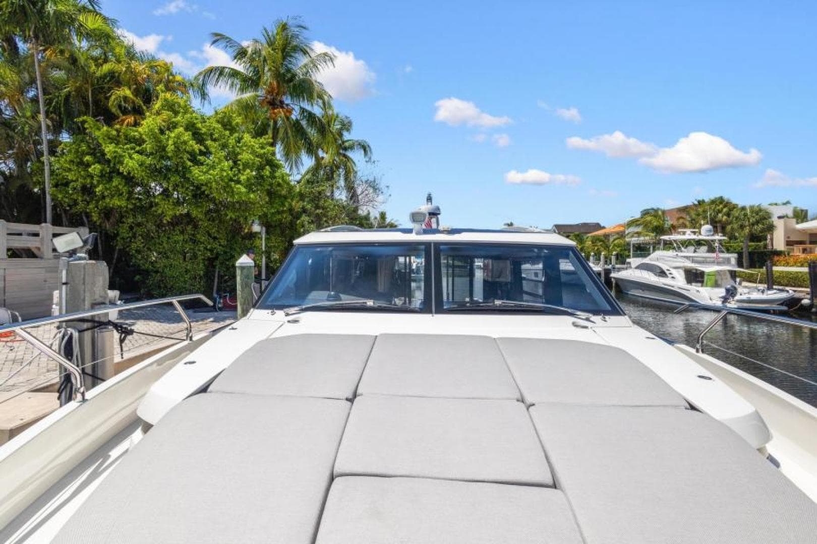 2022 Absolute 48 Coupe — photo 8