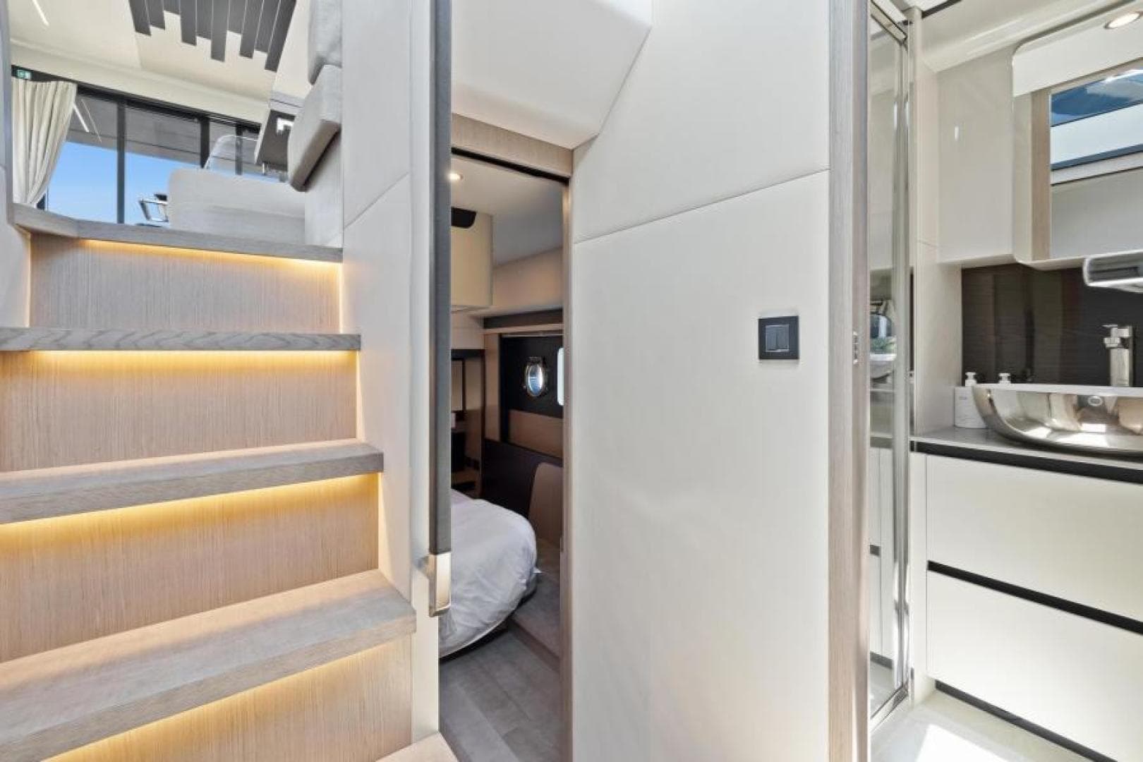 2022 Absolute 48 Coupe — photo 23