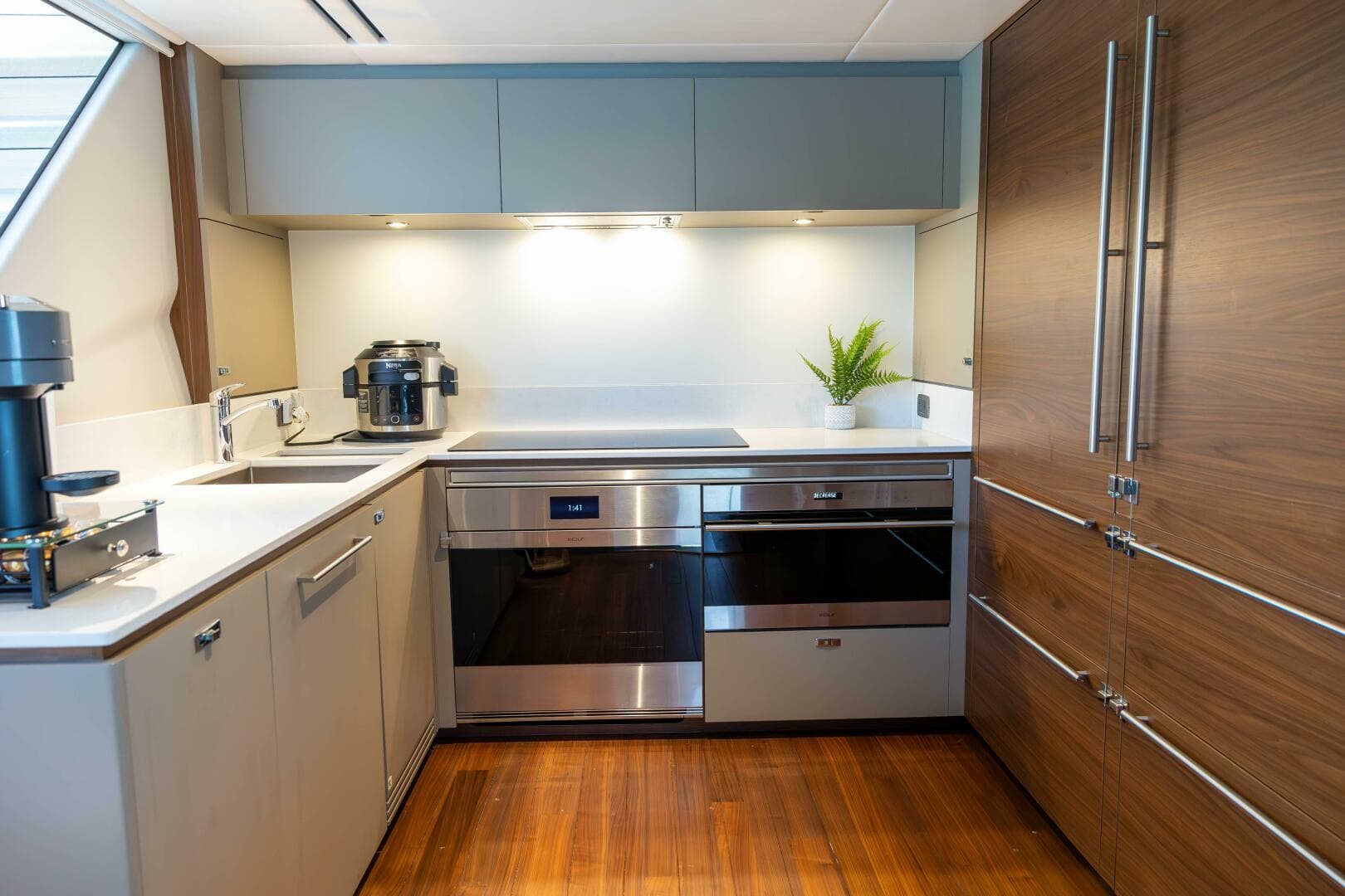 2021 Princess X95 — photo 119