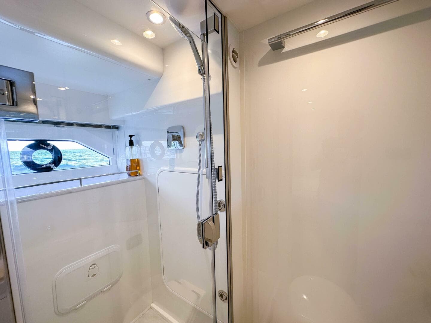 2021 Princess X95 — photo 63