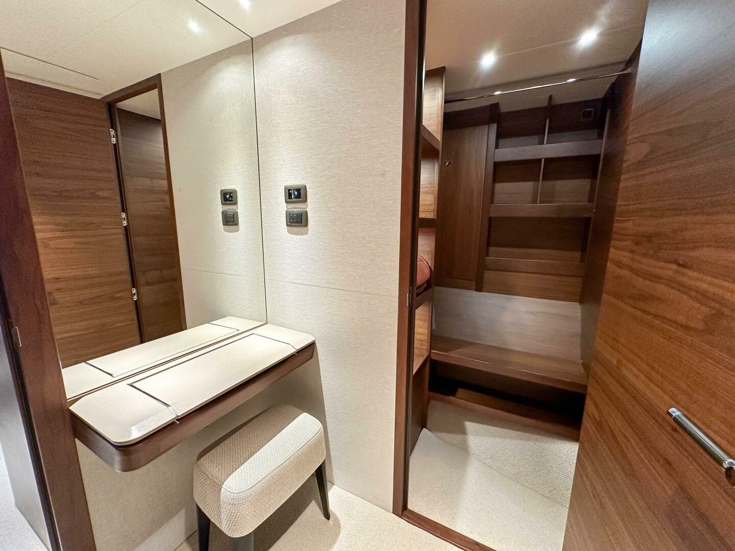 2021 Princess X95 — photo 60