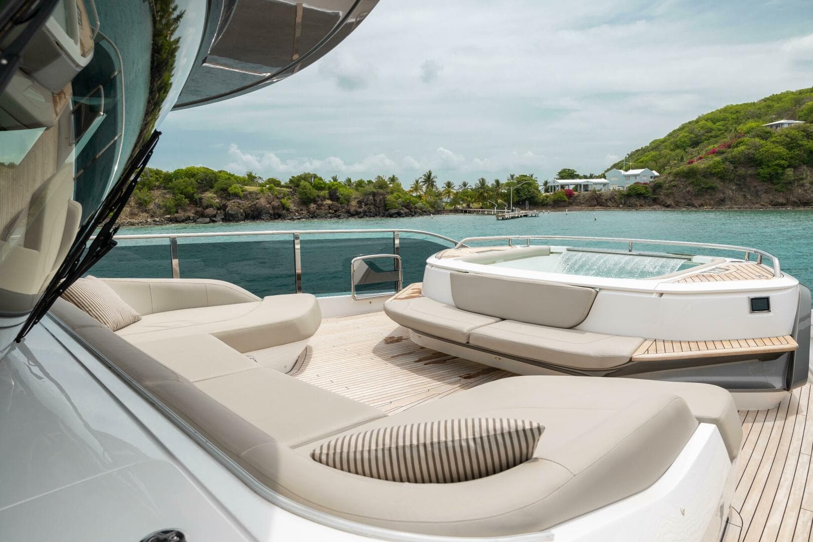 2021 Princess X95 — photo 98