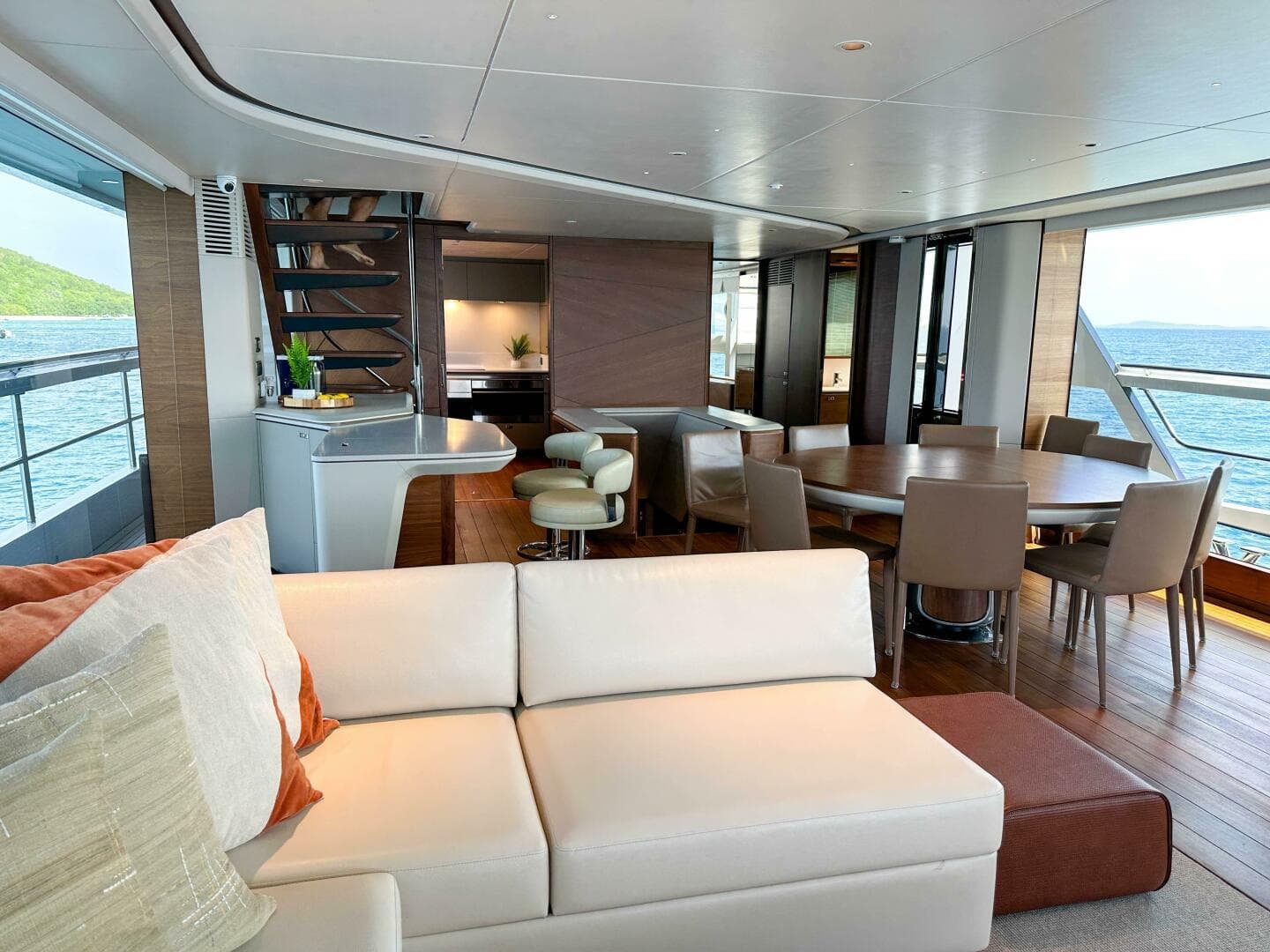 2021 Princess X95 — photo 70