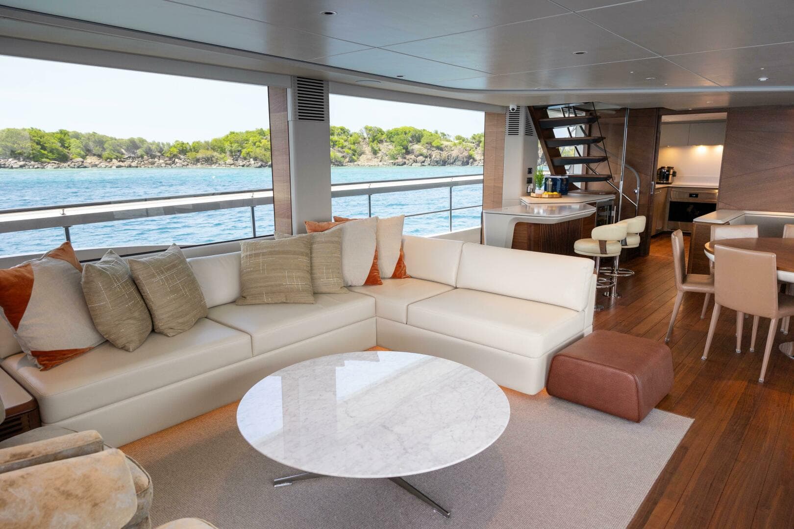 2021 Princess X95 — photo 124