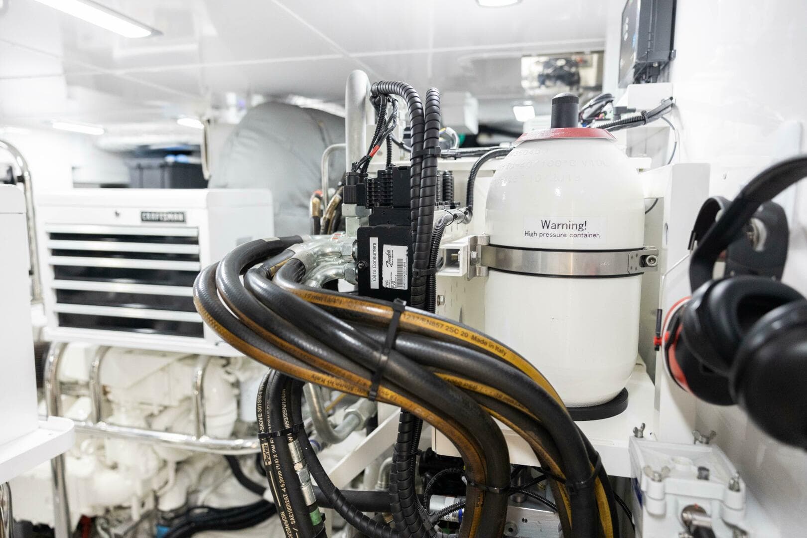 2021 Princess X95 — photo 81