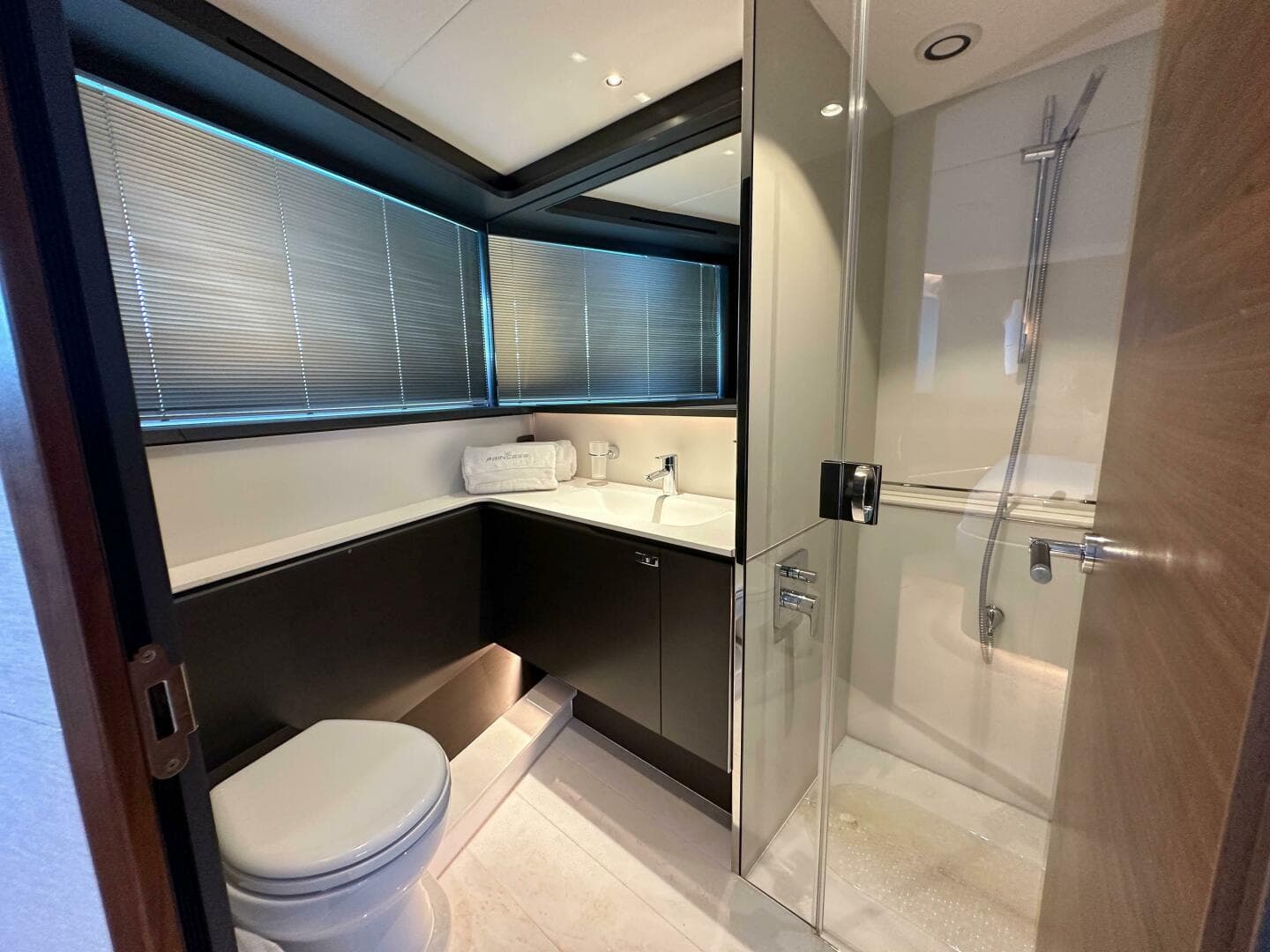 2021 Princess X95 — photo 61