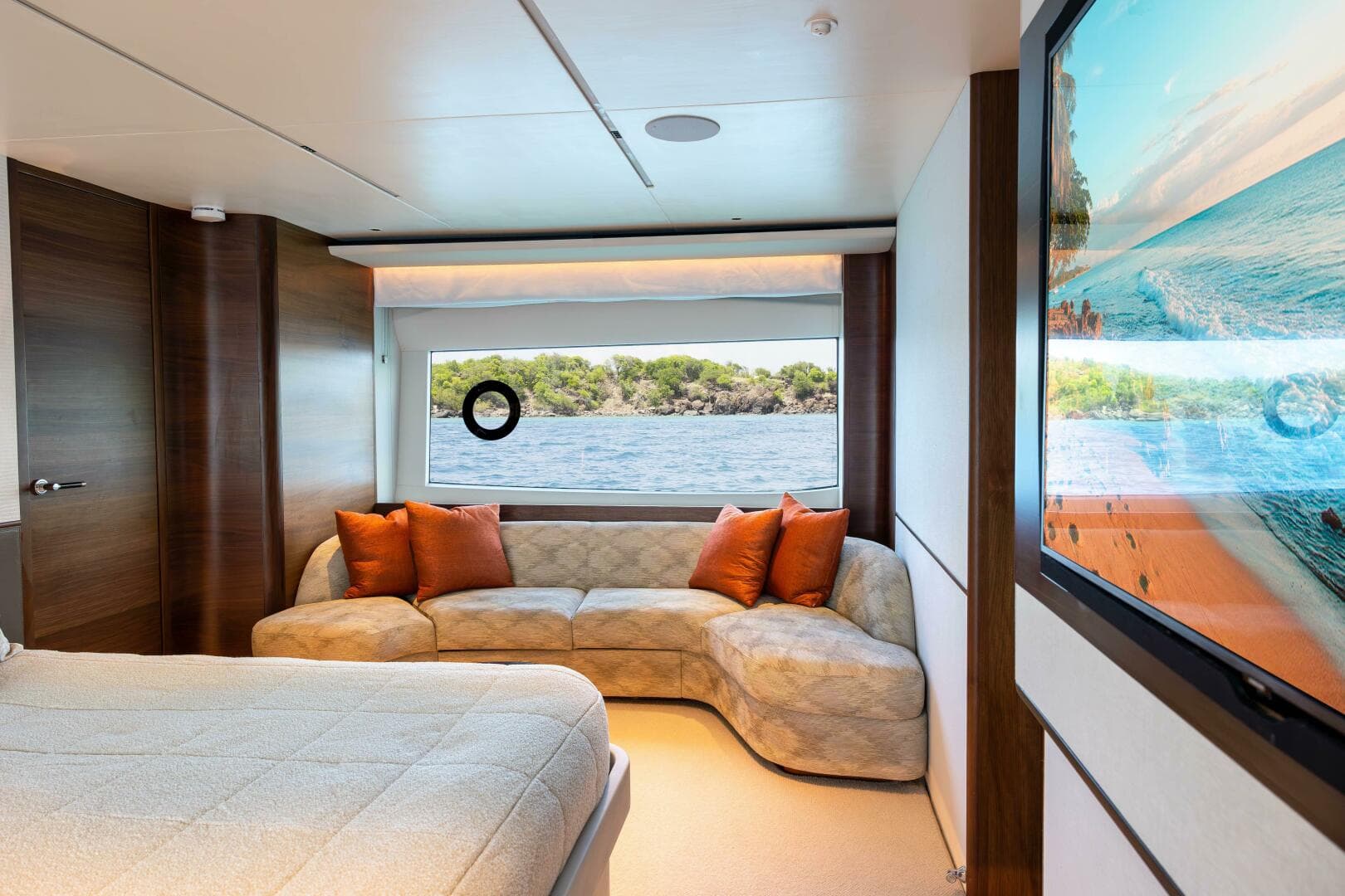 2021 Princess X95 — photo 117