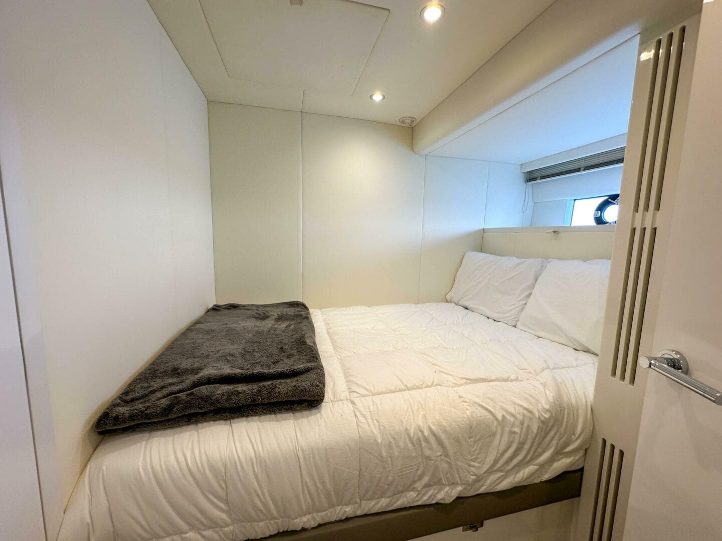 2021 Princess X95 — photo 62