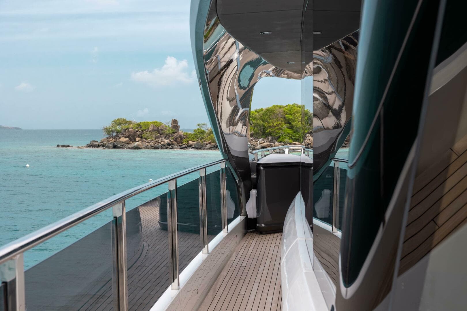 2021 Princess X95 — photo 104