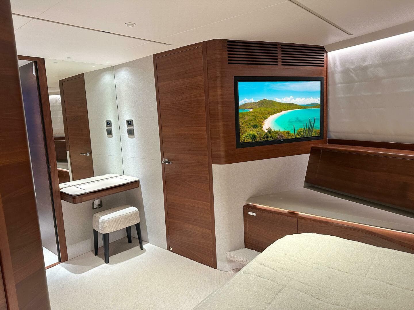 2021 Princess X95 — photo 52