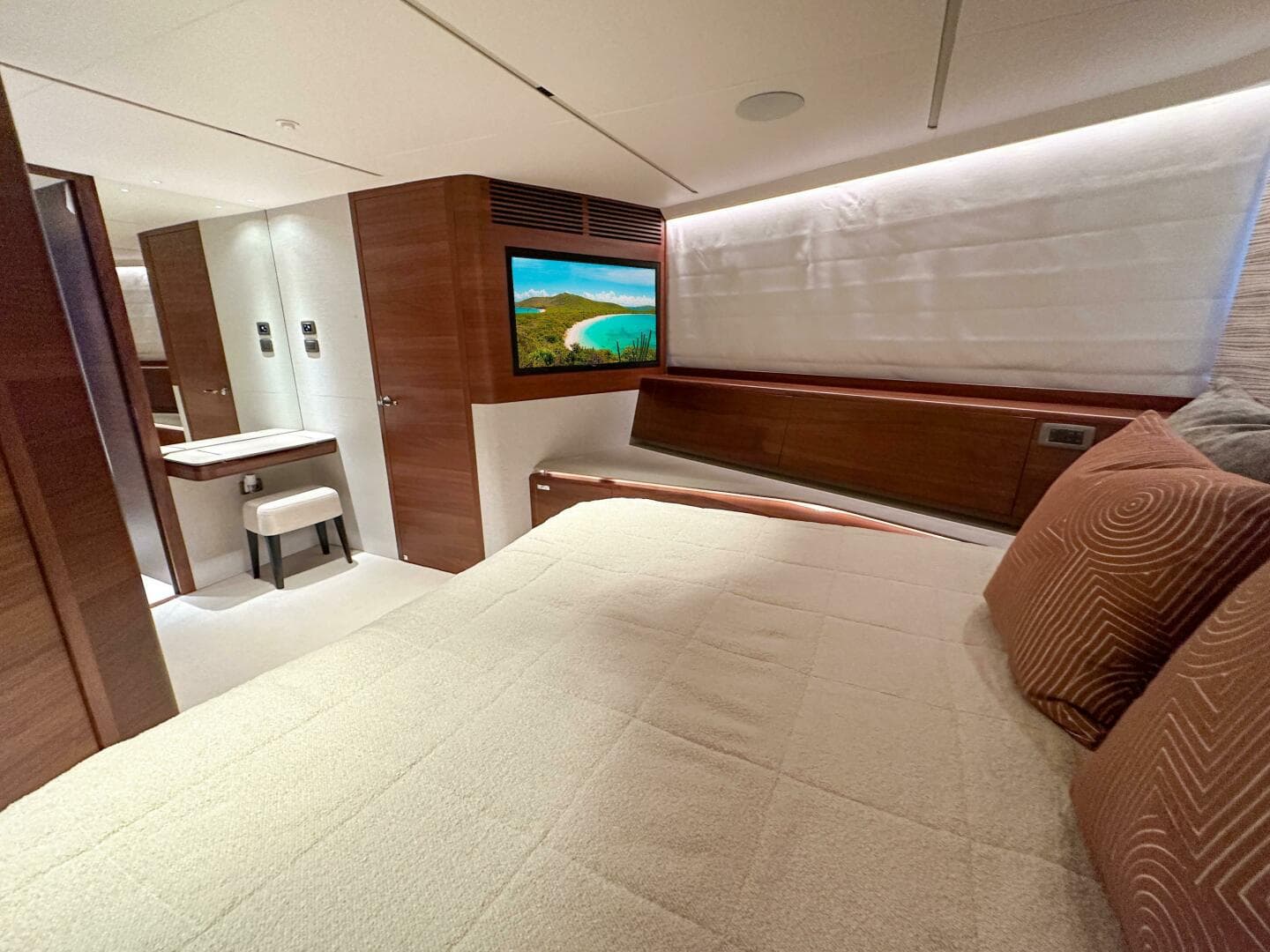 2021 Princess X95 — photo 51