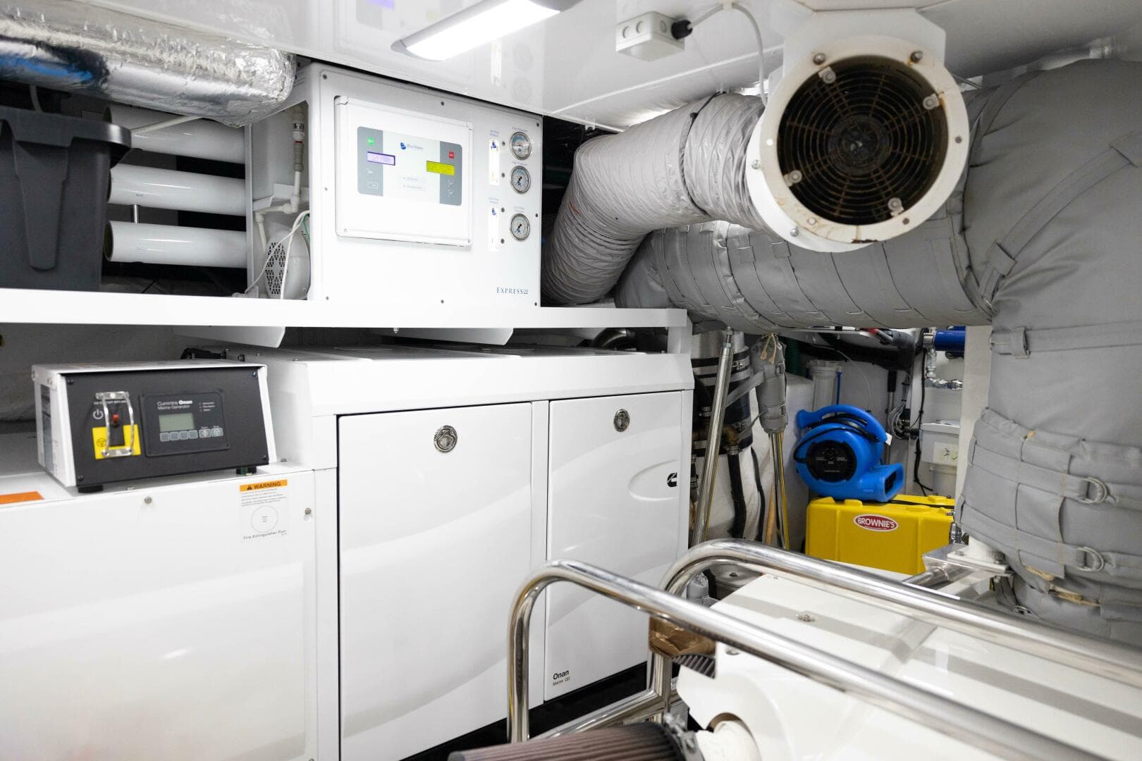 2021 Princess X95 — photo 77