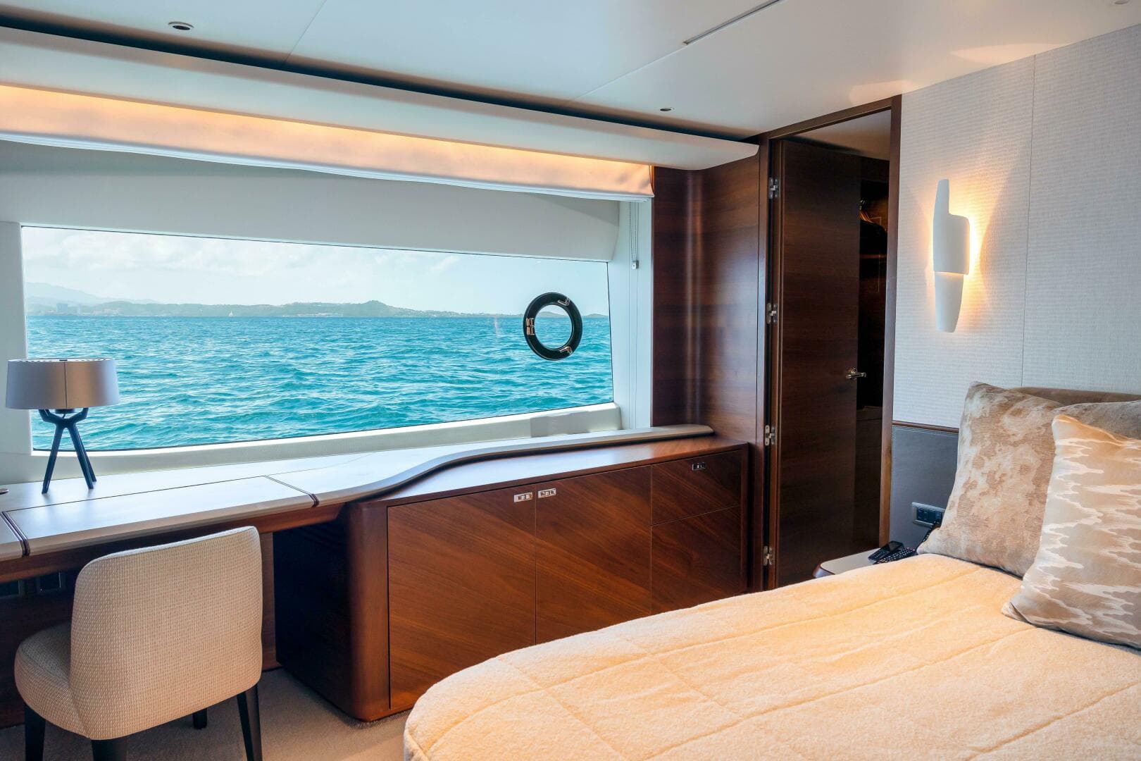 2021 Princess X95 — photo 116