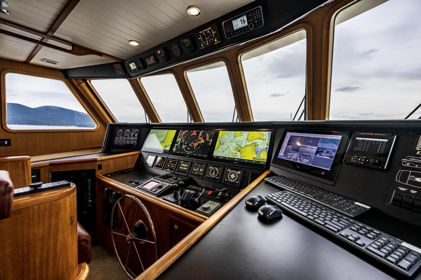 1998 Northern Marine — photo 20