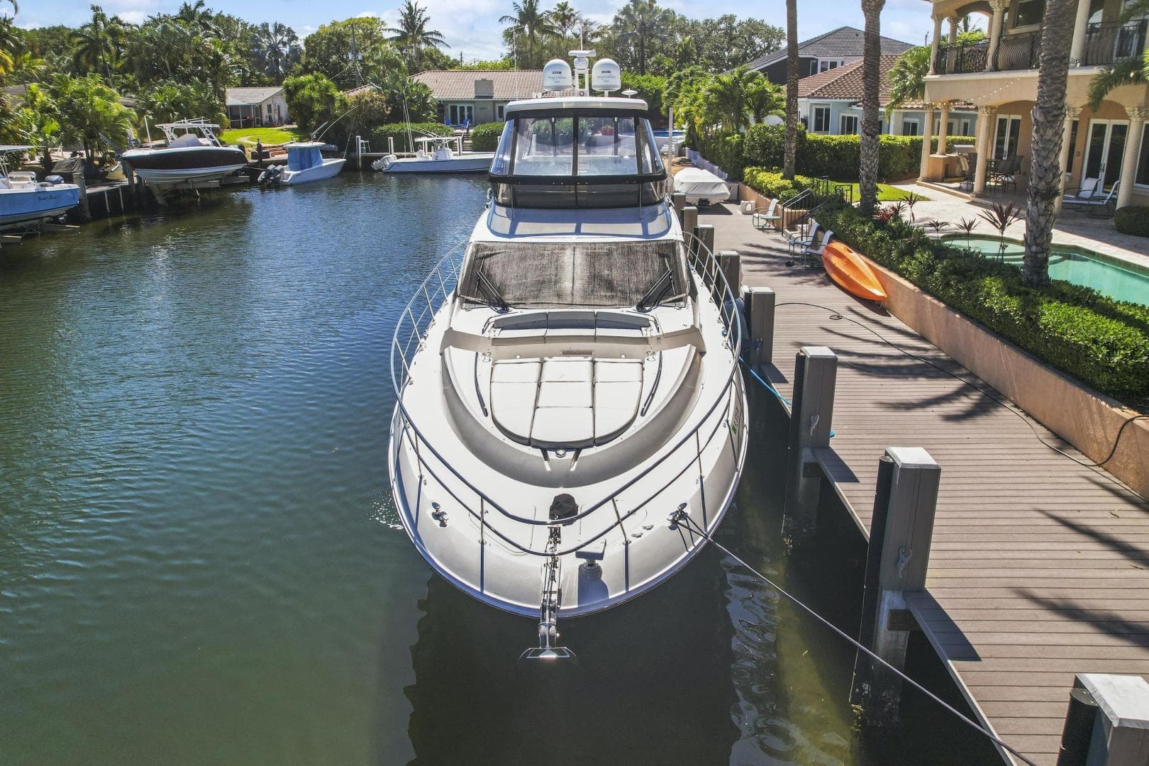 2018 Sea Ray L590 Fly — photo 9