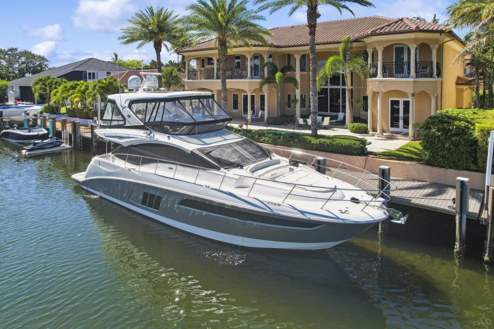 2018 Sea Ray L590 Fly — photo 2