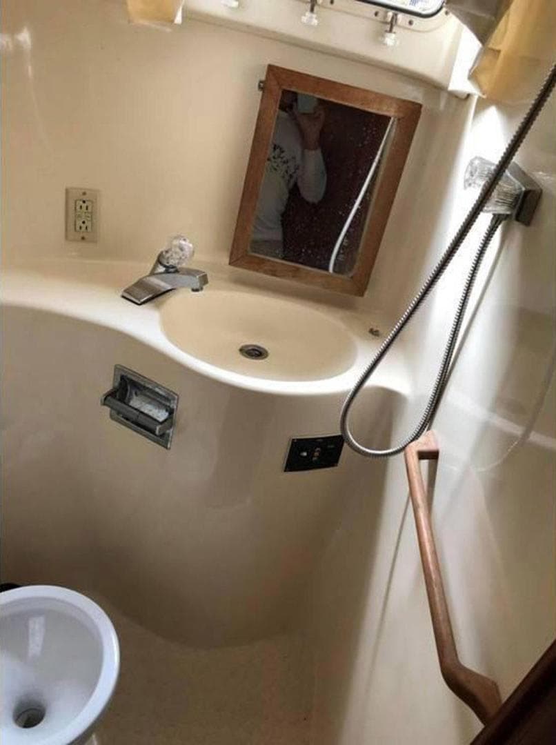 1985 Bluewater 51 Coastal Cruiser — photo 13