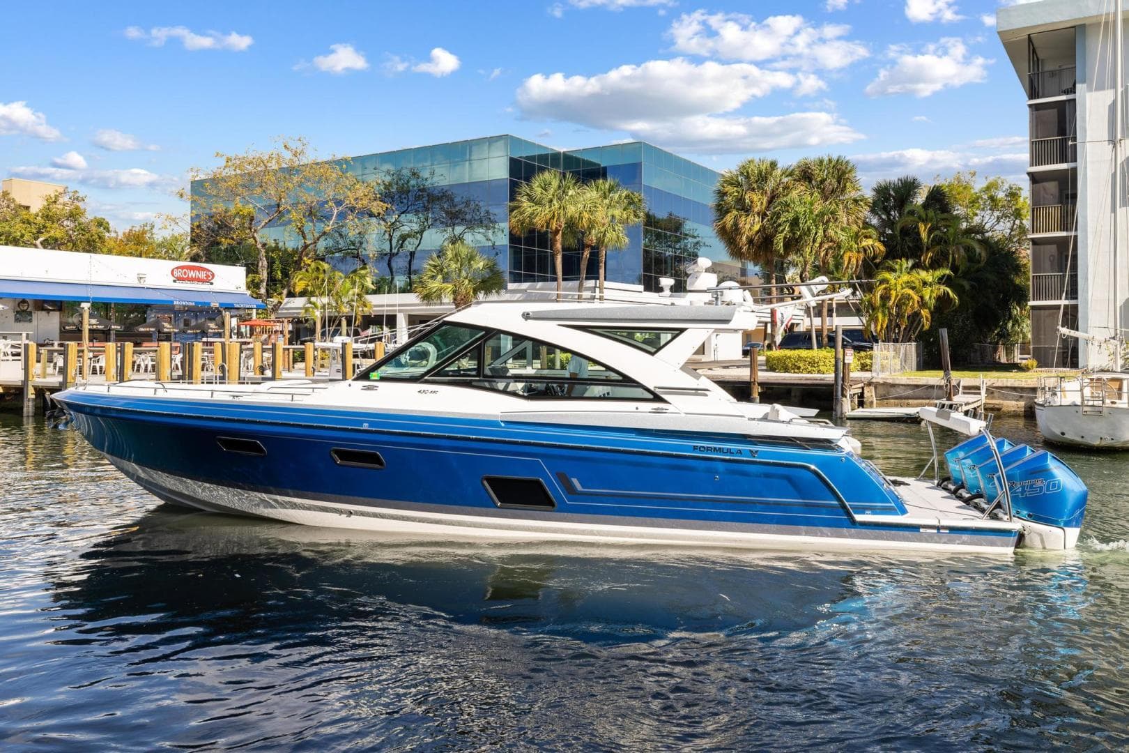 2023 Formula 430 Super Sport Crossover — photo 1