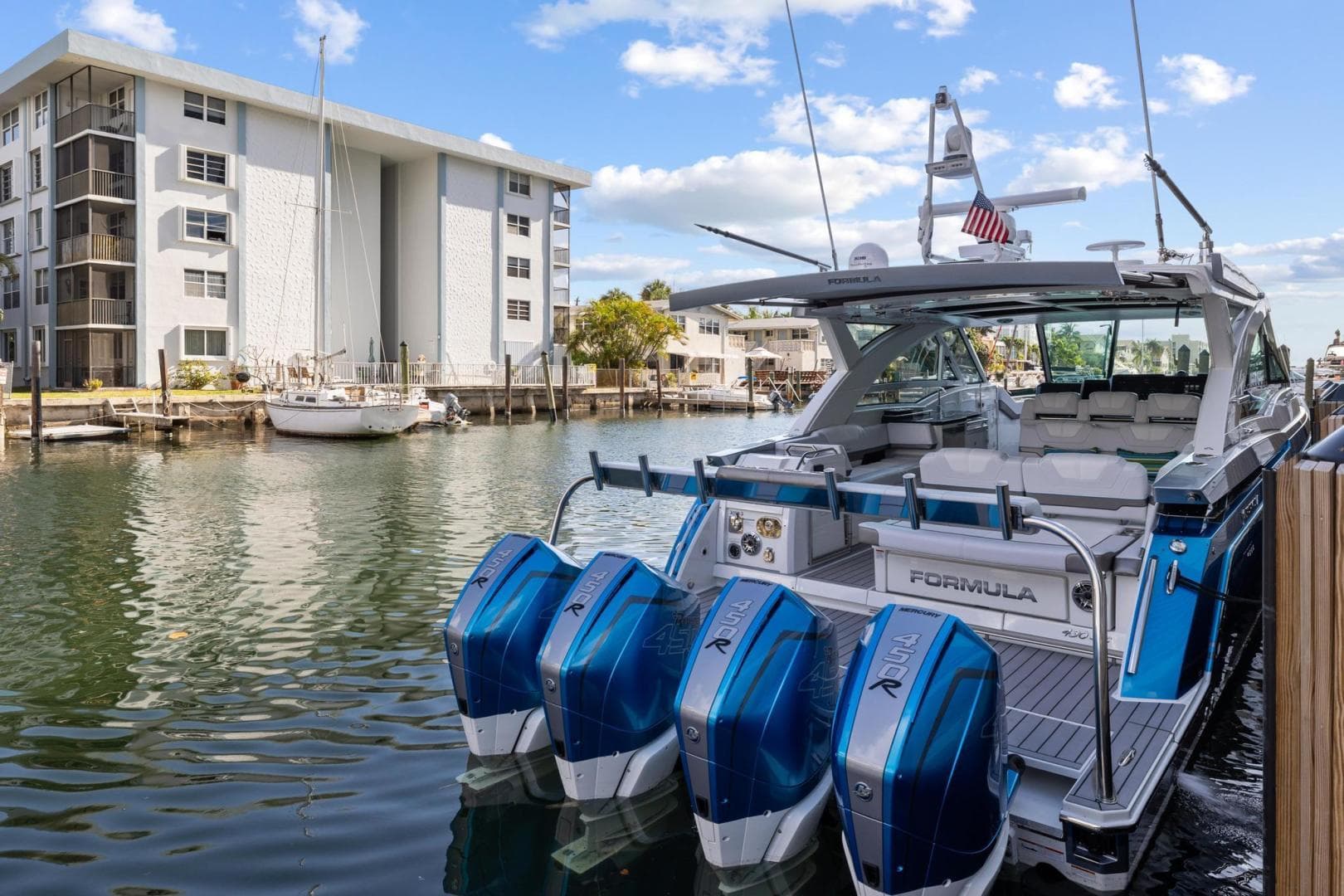 2023 Formula 430 Super Sport Crossover — photo 27