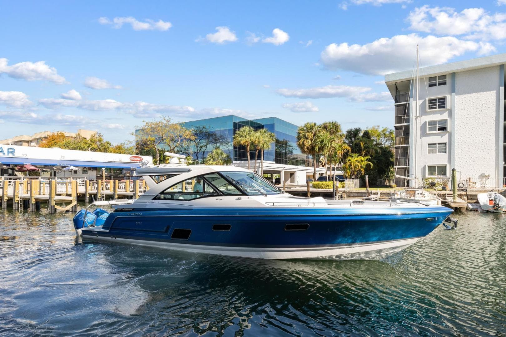 2023 Formula 430 Super Sport Crossover — photo 5