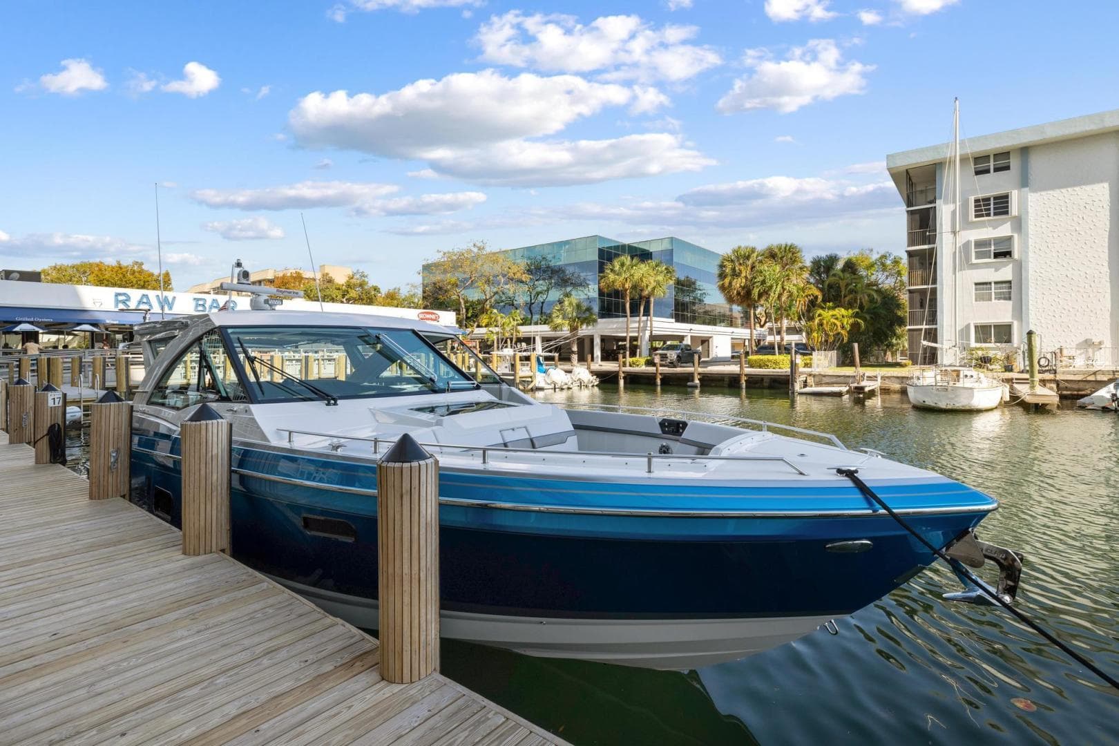 2023 Formula 430 Super Sport Crossover — photo 29