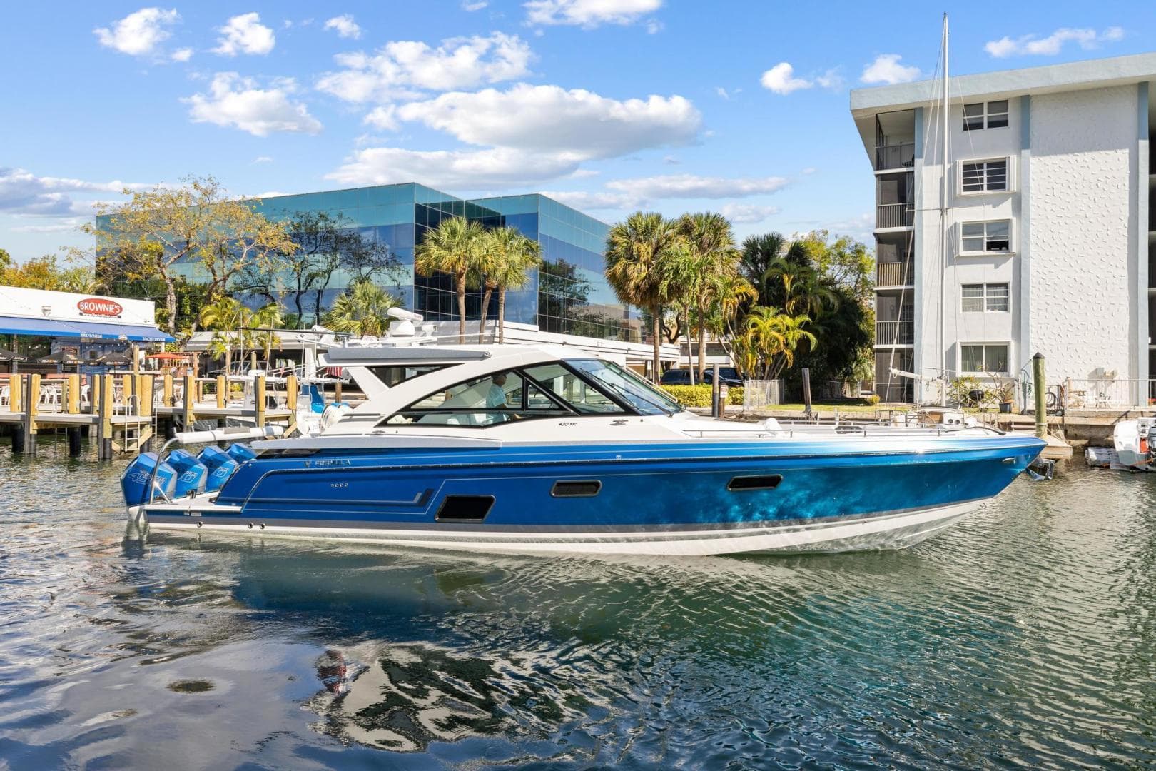 2023 Formula 430 Super Sport Crossover — photo 6