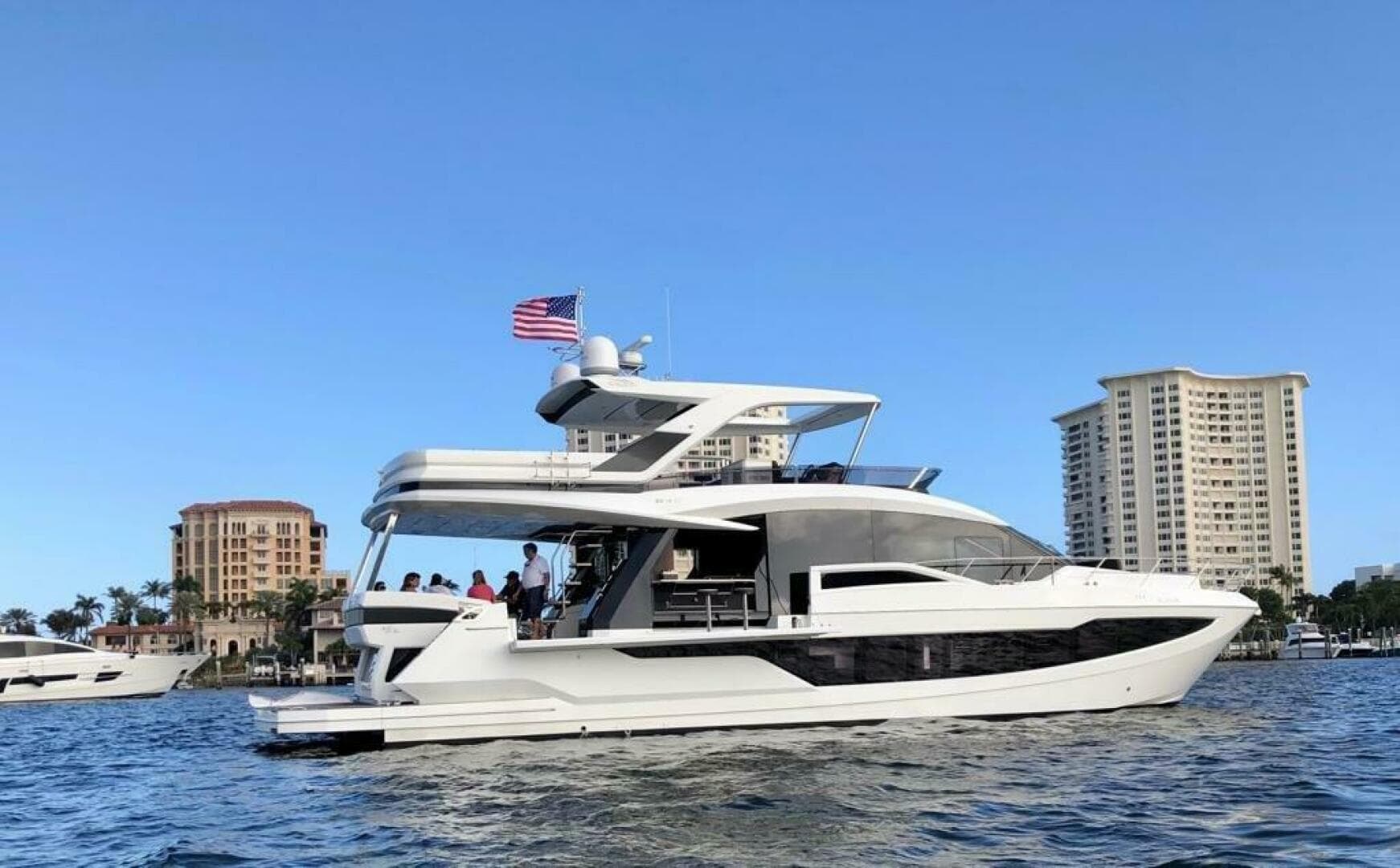 2019 Galeon 640 Fly — photo 2