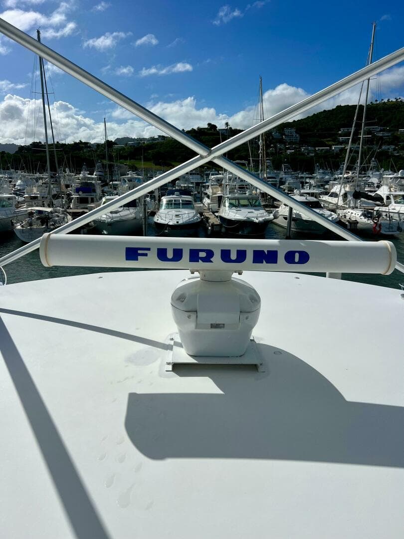 1997 Viking 43 Convertible — photo 15