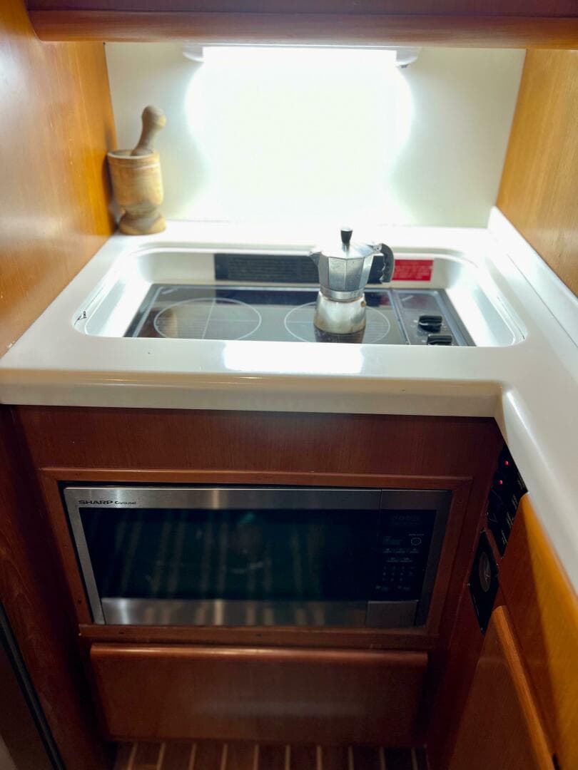 1997 Viking 43 Convertible — photo 36