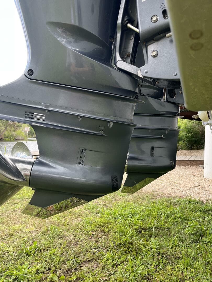 2015 Robalo R305 Walkaround — photo 18