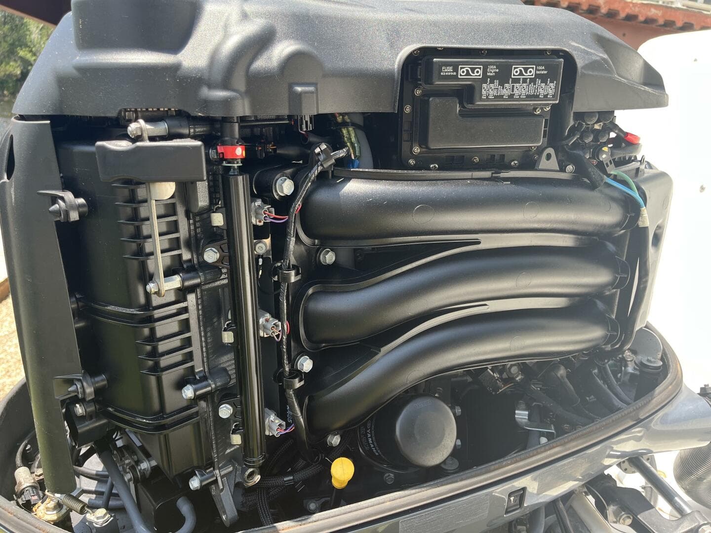 2015 Robalo R305 Walkaround — photo 13