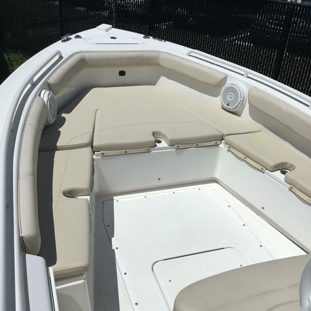 2016 Everglades 243 CC — photo 4