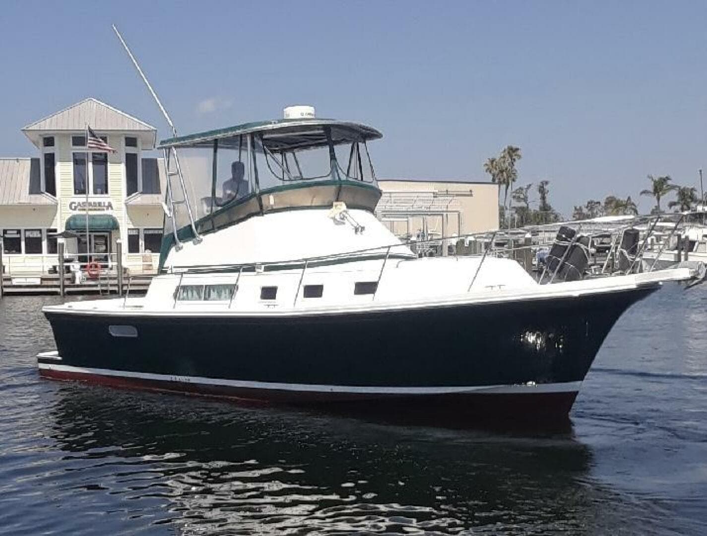 2001 Albin 32 + 2 Command Bridge — photo 1