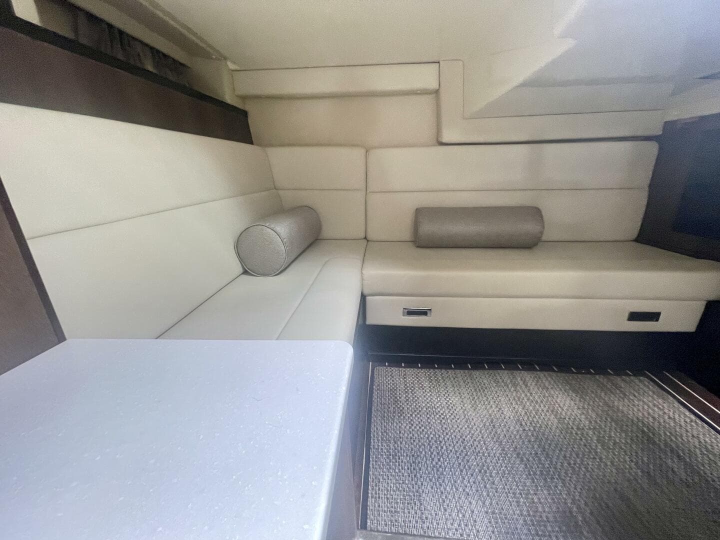 2016 Monterey 335 Sport Yacht — photo 41