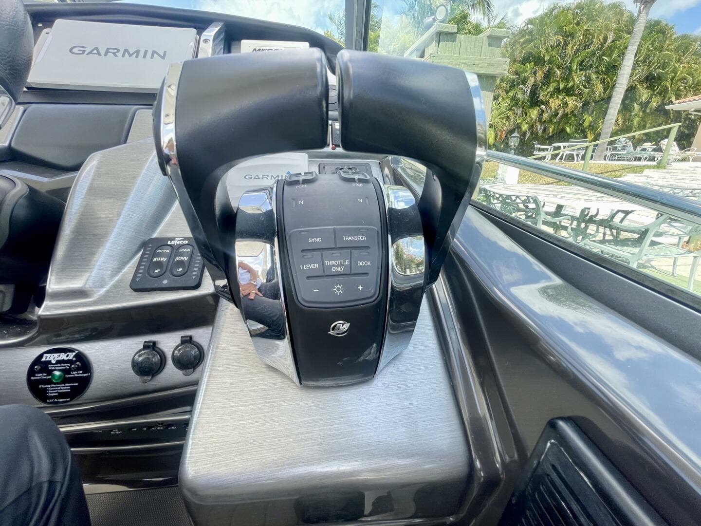 2016 Monterey 335 Sport Yacht — photo 24