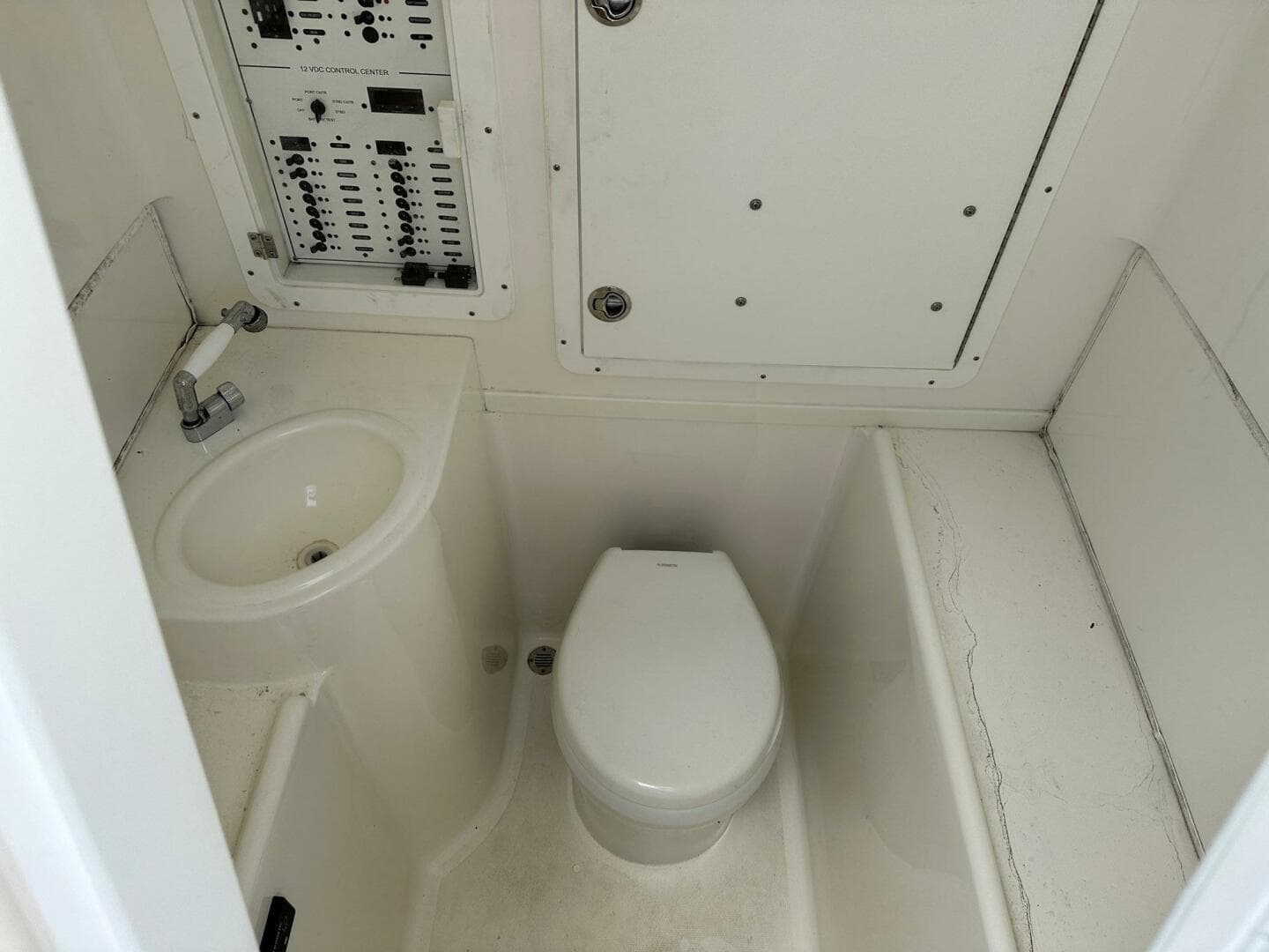 2018 Seavee 39 — photo 8