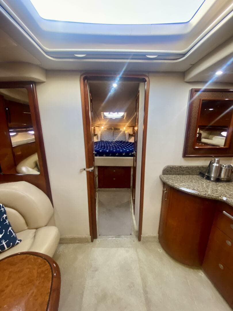 2005 Sea Ray 420 Sundancer — photo 49