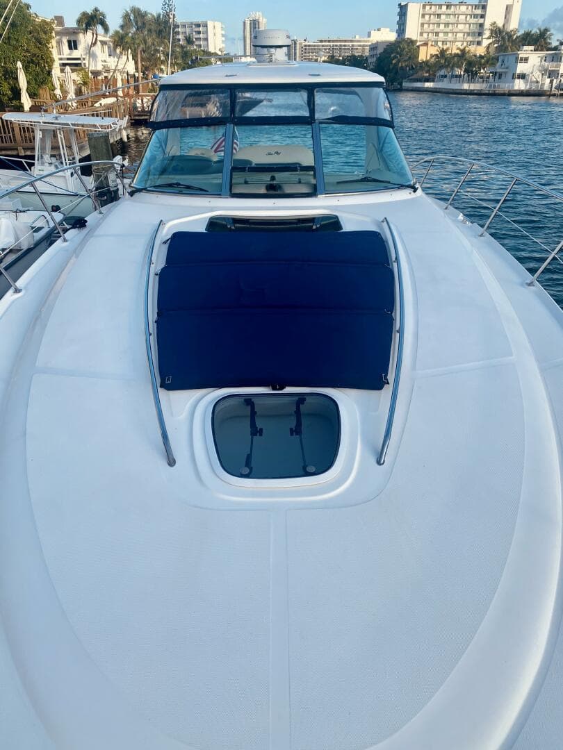 2005 Sea Ray 420 Sundancer — photo 22